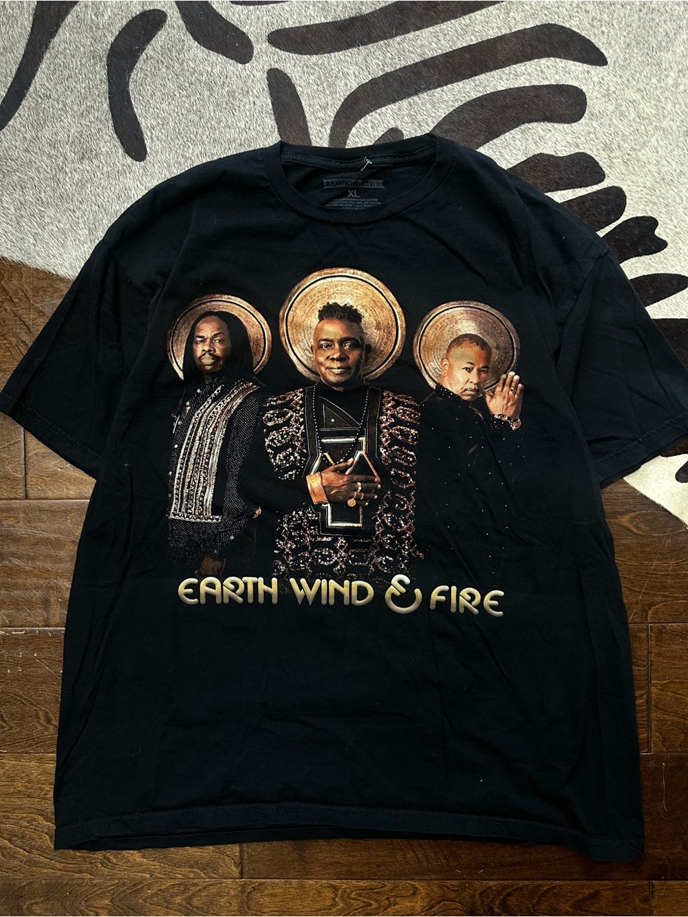 Earth Wind and Fire Sing A Song All Night Long Tour Shirt